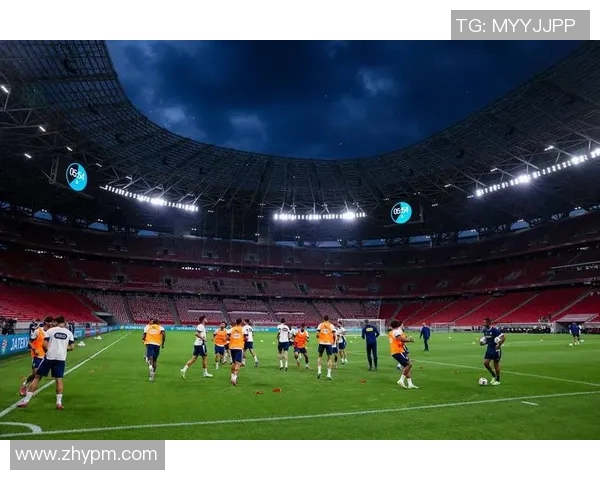 全球足球明星人物全景介绍与生平成就汇总